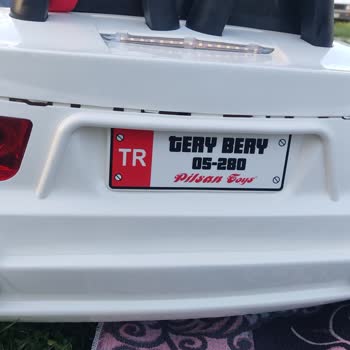 Pilsan Akülü Arabanın Tamponu Kırıldı