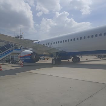 SunExpress Hava Yolları Valizimin Kırılması Sonucu Sorunu Gidermeme