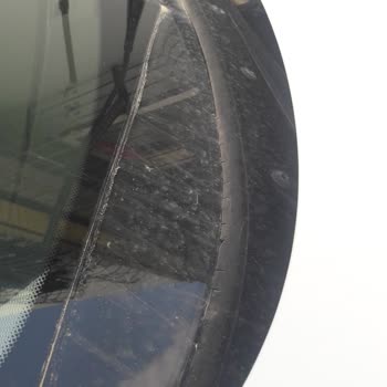 BMW Ön Cam Fitil Sorunu