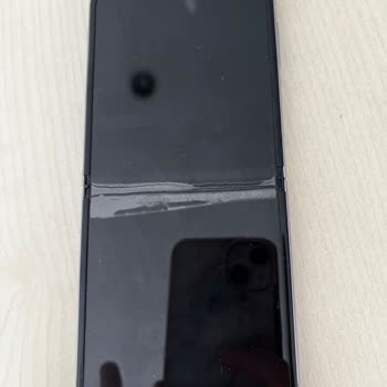 Samsung Telefon Z Flip 3 Müşteri Mağduriyeti