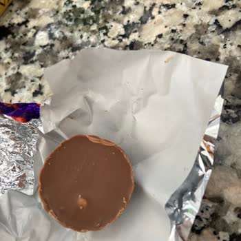 Patiswiss Hill Çikolatası Kurtlu Çıktı