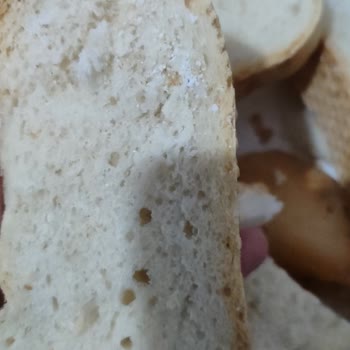 Carrefour'a Toz Deterjanlı Ekmek Gönderdi