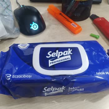 Hepsiburada Enhasfiyat Dükkanı Krem Yerine Islak Mendil Göndermesi