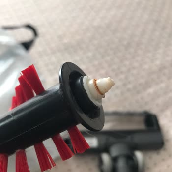 Bir Türlü Müşteriyle Muhatap Olmayan Arnica Temsilcileri.