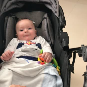 Kraft Bebek Arabası Katlanma Sorunu Ve Yardım Talebi