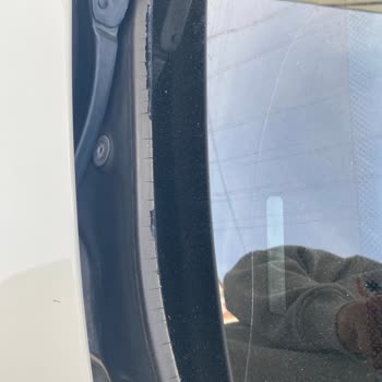 Bmw520d 2012 Kapı Kolunun Ele Yapışıp Soyulması Ve Ön Cam Fitil Sorunu