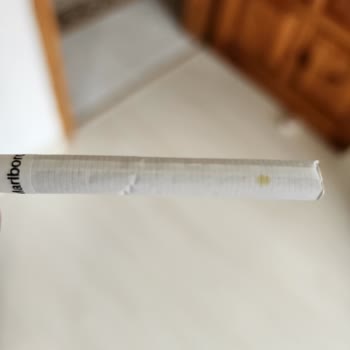 Philip Morris Küflenmiş Sarı Lekeli Ve İçinden Odun Çıkan Sigaralar