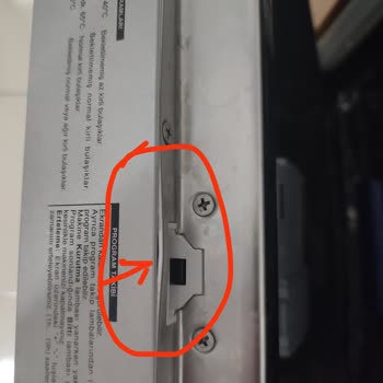 Vestel Bulaşık Makinesi Gösterge Paneli Boyasında Soyulmalar