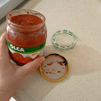 Olca Gıda Taze Tüketim Tarihli Salçada Küf Şoku!