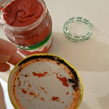 Olca Gıda Taze Tüketim Tarihli Salçada Küf Şoku!