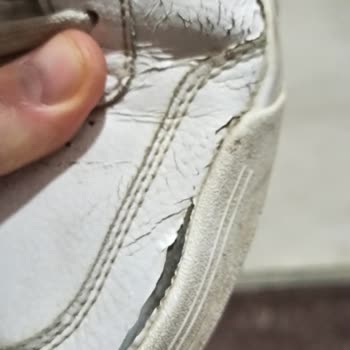 Puma Ayakkabı Derisi Çatladı Patladı