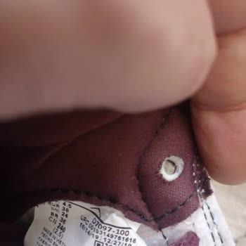 Sneakeerslifetr Yanlış Numara Ayakkabı İade