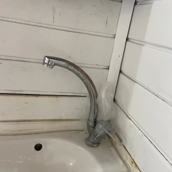 Sahil Kamp Böcekli Ve Kokan Odalar!