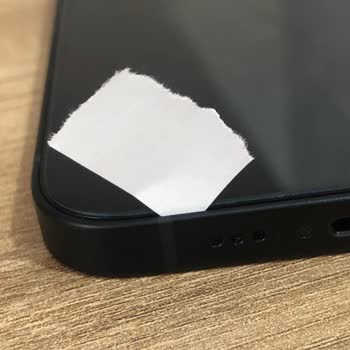 Apple İPhone 12 Yetkili Servis Tarafından Komplo
