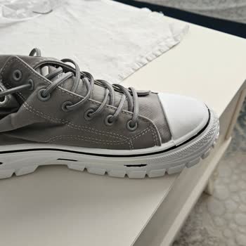 Velustia=Çin'den Alınan Kalitesiz Ürün