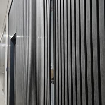 Decoala Yerinden Kopan Lambri