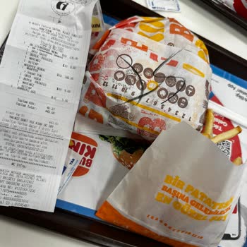 Burger King Büyük Paket Yerine Küçük Paket Verdiler