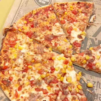 Sbarro Pizza Malzemeyi Azaltıyor