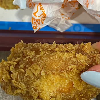 Popeyes Yemeğimden Kıllar Çıktı