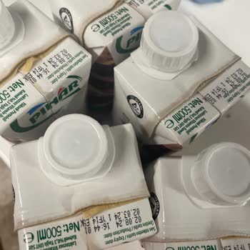 Pınaronline Teslimat Faciası, Karton Kutuda Patlamış Bozuk Süt Geldi