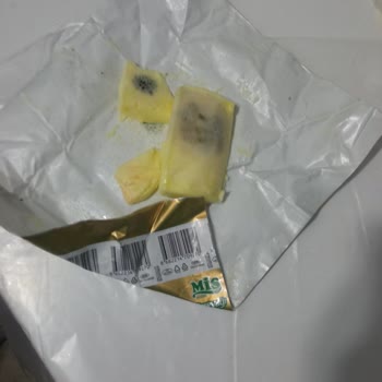 Şok Marketler Küflü Mis Marka Tereyağı