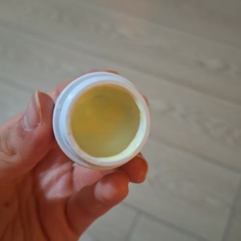 Kiehl's Avokadolu Göz Kremi Sulu