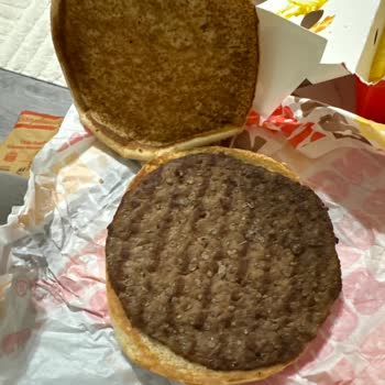 Burger King Getir Aracılığıyla Sipariş Edilen Hamburgerlerde Malzeme Eksikliği