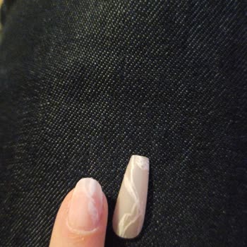 Watsons Takma Tırnak Çıkmadı.