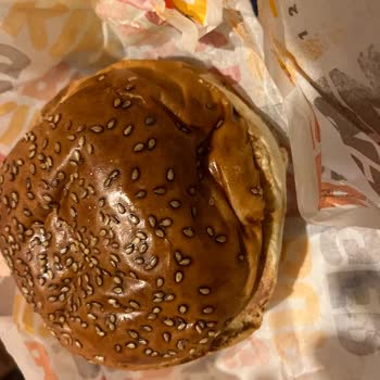 Tıkla Gelsin Burger King Farklı Ekmek Kullanımı