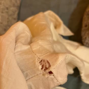 Mervellion Ürünler O Kadar Kalitesiz Ki Geldiğinde Bile Dikişleri Çıkmış!