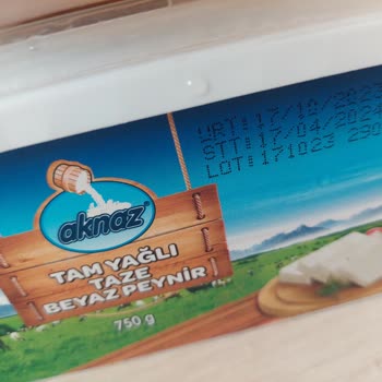 BİM'den Aldığım Aknaz Peyniri Tarihi Geçmiş