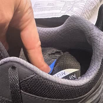 Skechers,1Aylık Ayakkabının Değişim, Para İadesi Yapılmadı