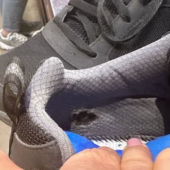 Skechers,1Aylık Ayakkabının Değişim, Para İadesi Yapılmadı