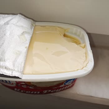 İçim Krem Peynir Renk Şikayeti