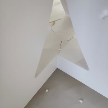 Doğtaş Mobilya Hasarlı Masa Ayağı