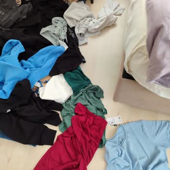 Tudors Gömlek Hem Yanlış Ürün Hem De 1 Alana 1 Bedava Ürün Gelmedi