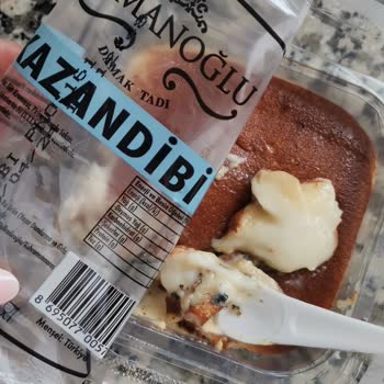 BİM Osmanoğlu Kazandibinden Sinek Çıktı