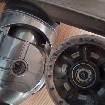 Dyson Süpürgesi Başlığının Kırılması