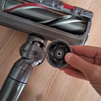 Dyson Süpürgesi Başlığının Kırılması