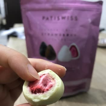 Patiswiss Wonne Çilekli Çikolatamdan "Kıl" Çıktı.