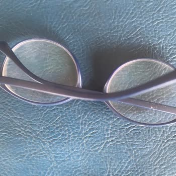 Akasya AVM Gözlük Kayıp Ulaşamıyorum