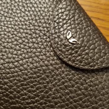 Tergan Deri Cüzdanımın Üstünden Deri Kalkmaları Oldu