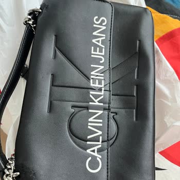 Boyner'den Aldığım Calvin Klein Çantanın Derisi Soyuldu