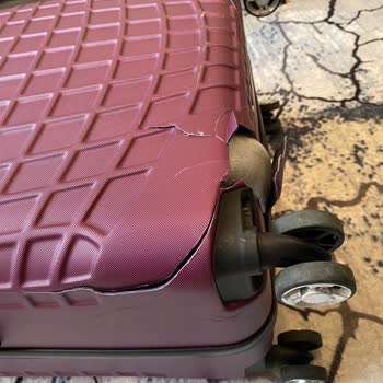 Sunexpress Airlines Bagaja Verdiğimiz Valizimiz 2. Kez Parçalandı