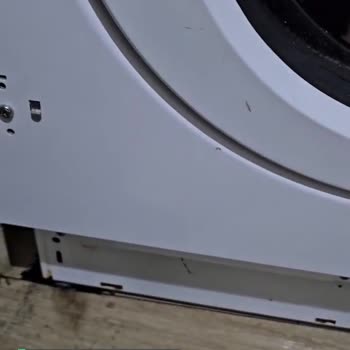 Beko Çamaşır Makinesinden Su Akıyor!