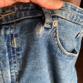 Pull & Bear Marka Yırtılan Kot Pantolon