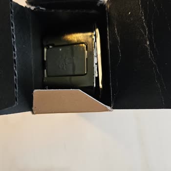 Parfüm. Konagim (Instagram) Geç Ve Hatalı Ürün Sevkiyatı