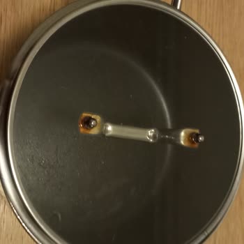 Bonera Üsküdar BİM'den Alınan Tencerenin Kısa Sürede Soyulması