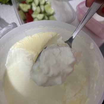 Tire Süt 1.5 Kg Yoğurtta Kıl Çıktı