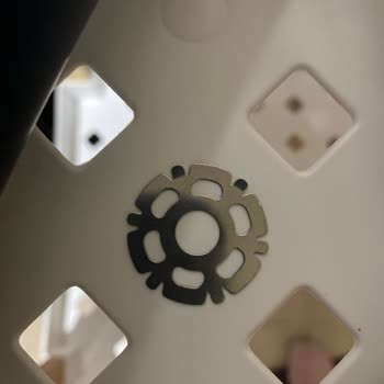 Arzum Volume Pro Saç Şekillendiriciden Metal Parça Düştü